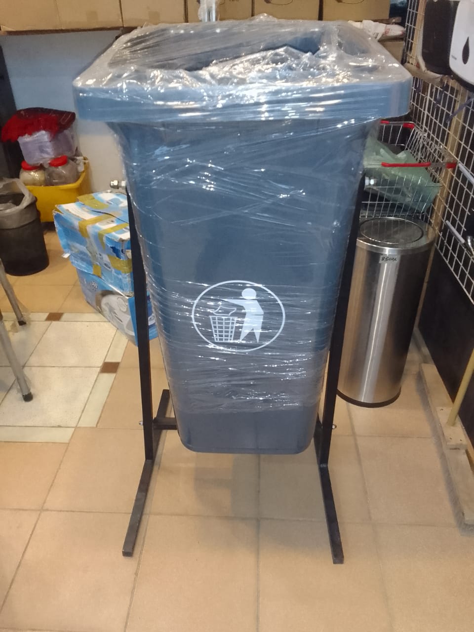 Swing Stand Dustbin 240 Liter in Pakistan